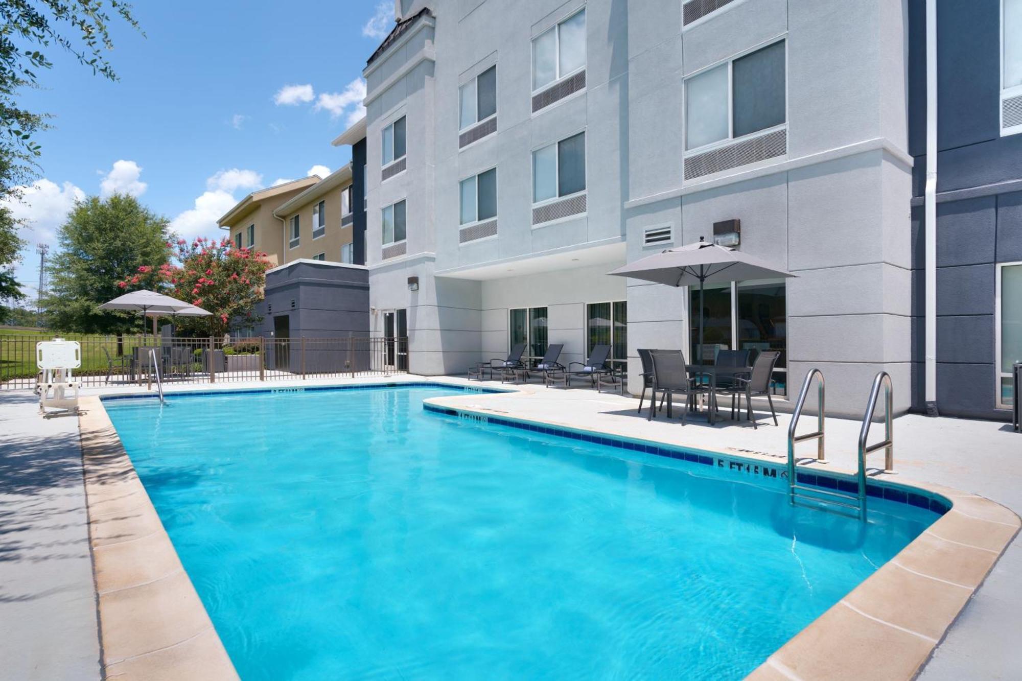 Fairfield Inn & Suites By Marriott Albany Exterior photo